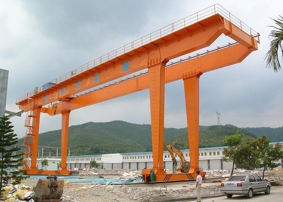 Rozpiętość 26m 30m 35m Dźwig kontenerowy portowy 200KW do 300KW RMG Suwnica montowana na szynie