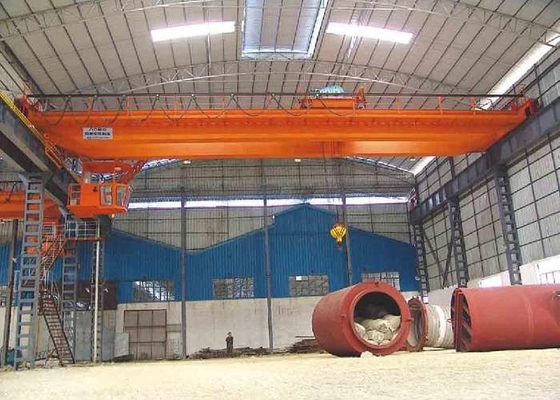 Suwnica dwudźwigarowa 550T