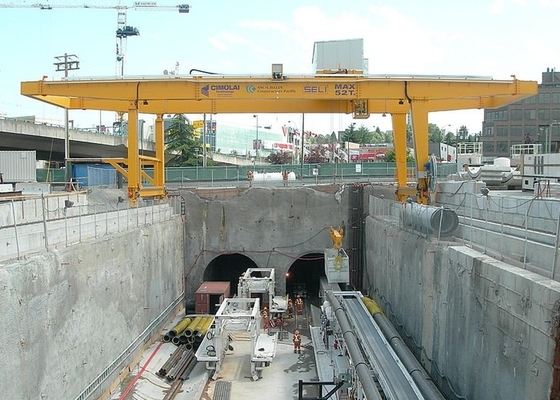 Suwnica bramowa dwudźwigarowa A5 320T do dużych obciążeń GB JB Żuraw samochodowy