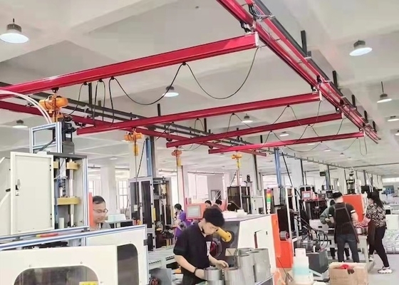 380V 50Hz Elastyczna obsługa KBK Crane Workstation 2T Zamknięty żuraw gąsienicowy
