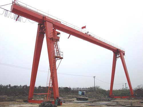 Suwnica bramowa z napędem jednobelkowym Santo Crane 10t z elektrycznym wciągnikiem