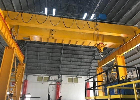 OEM ODM IP55 IP65 Sterowanie kabiną suwnicy z podwójnym dźwigarem 10 Ton Eot Crane
